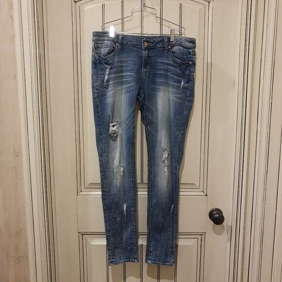 DEAR John Blue Jeans Straight Leg Size 30 Distressing - Picture 2 of 10